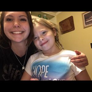 Meet your Posher, Maya